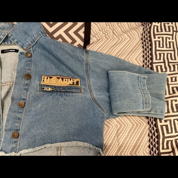 US army crop hem denim jacket. Size S - Picture 2 of 6
